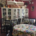 Box Bed & Breakfast Hotel