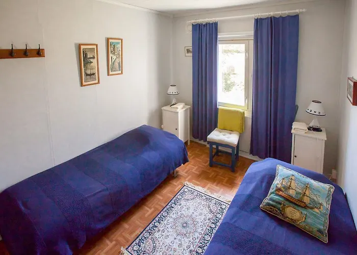 Box Bed & Breakfast Hotel Box